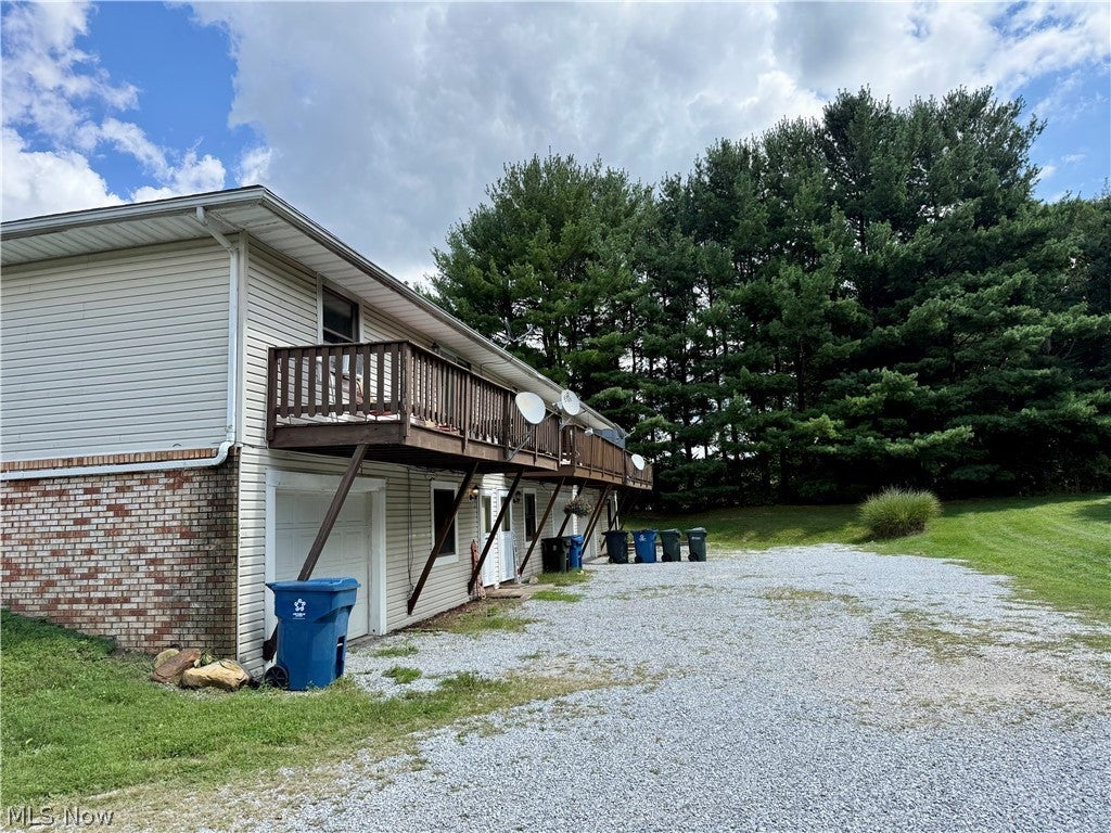 904-908 Skyside Drive
