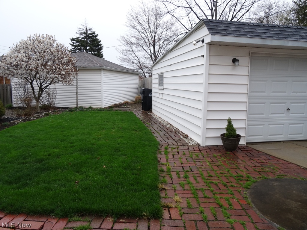 Broadlawn - Residential