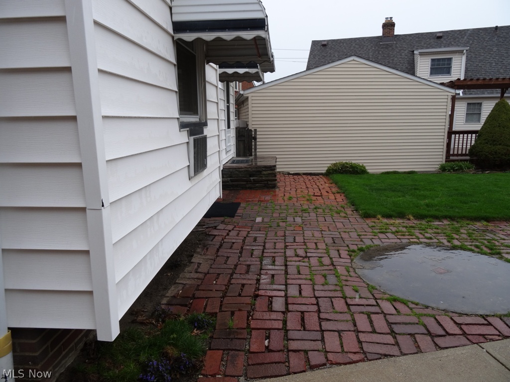 Broadlawn - Residential