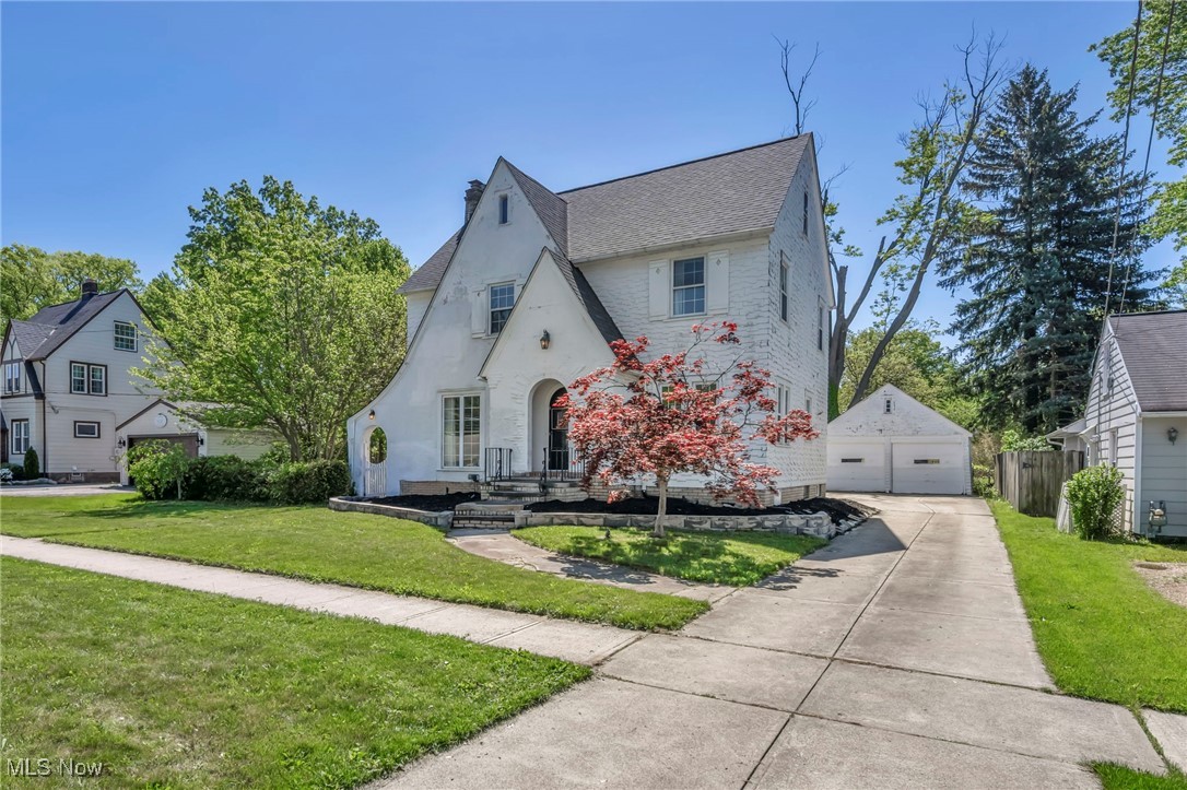 531 Lindbergh Boulevard