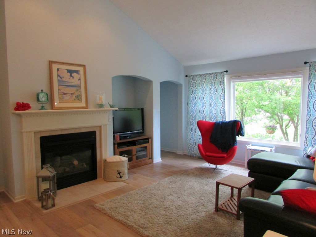 Villa Lago Ph 2 - Residential