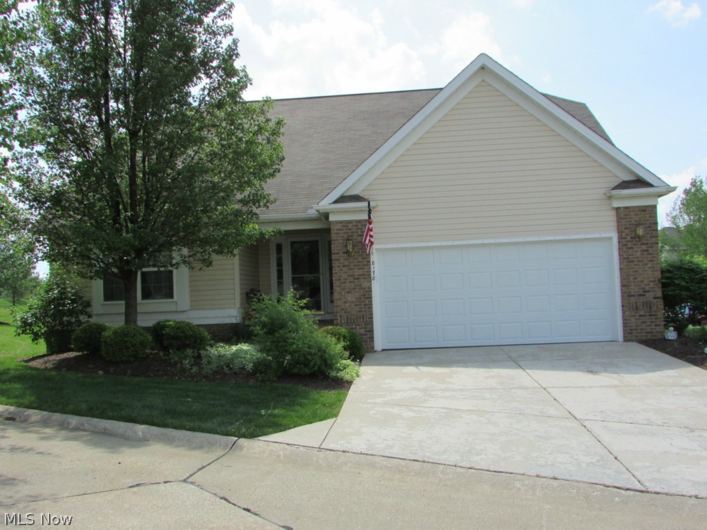 Villa Lago Ph 2 - Residential