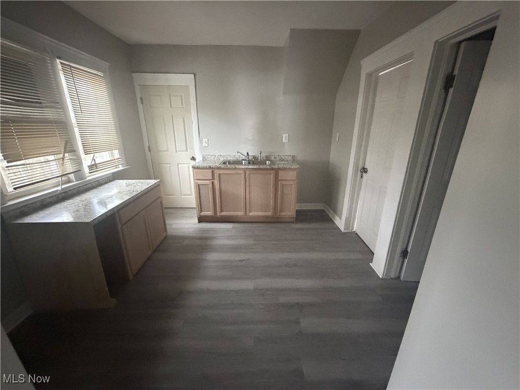 Photo of 3856 W 18th Street, Cleveland, OH 44109 (MLS # 5178519)