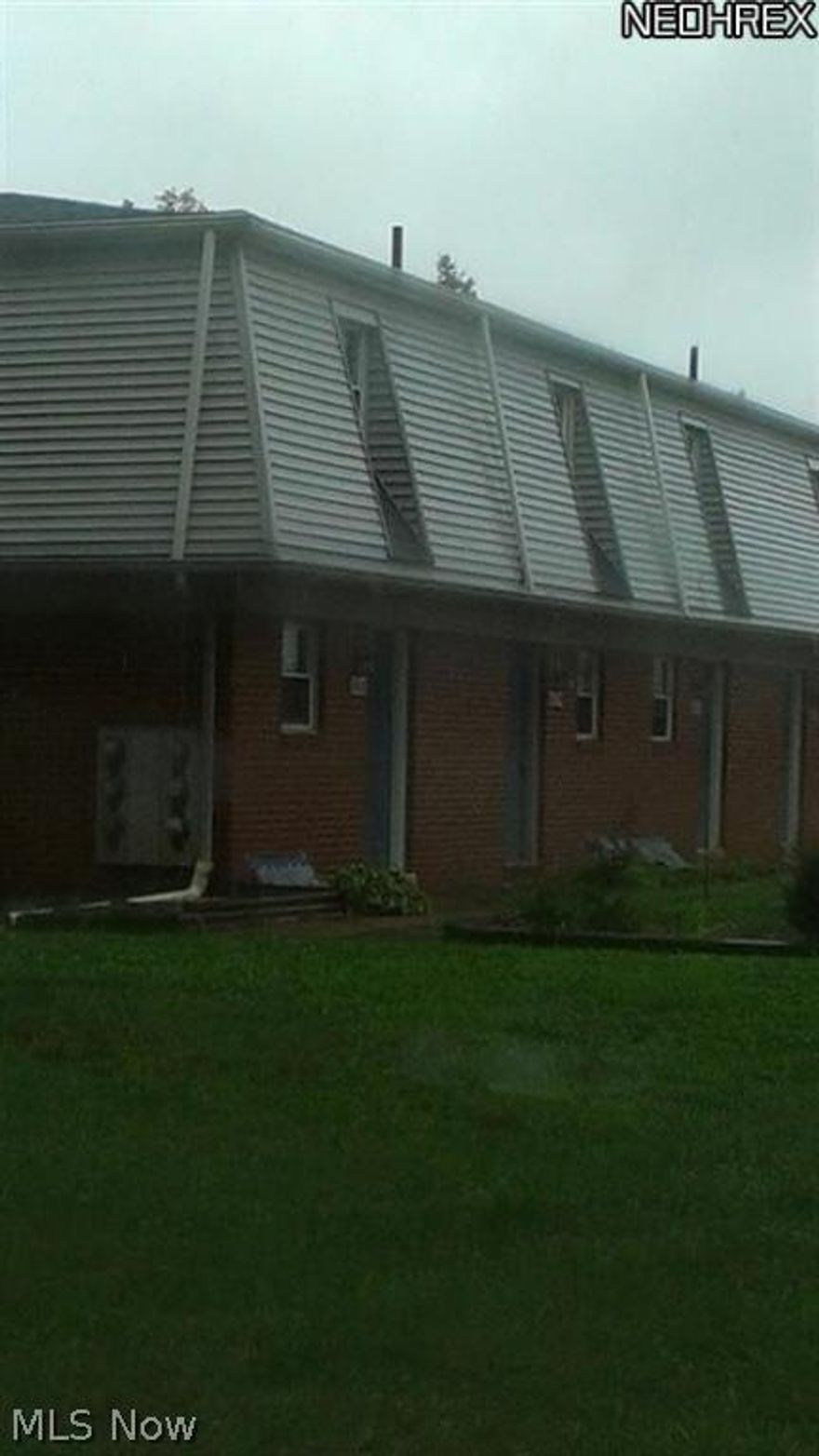 2 Bedroom 1 bath for rent. Unit has full basement and is very spacious. Call now for your showing these units go fast!!! $50 application fee required. Background & eviction check is a must. Sorry No Pets!! HALF OFF DEPOSIT!!!!!