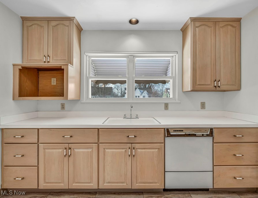 Quayle Telling Realty Cos - Residential