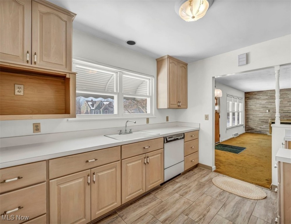 Quayle Telling Realty Cos - Residential