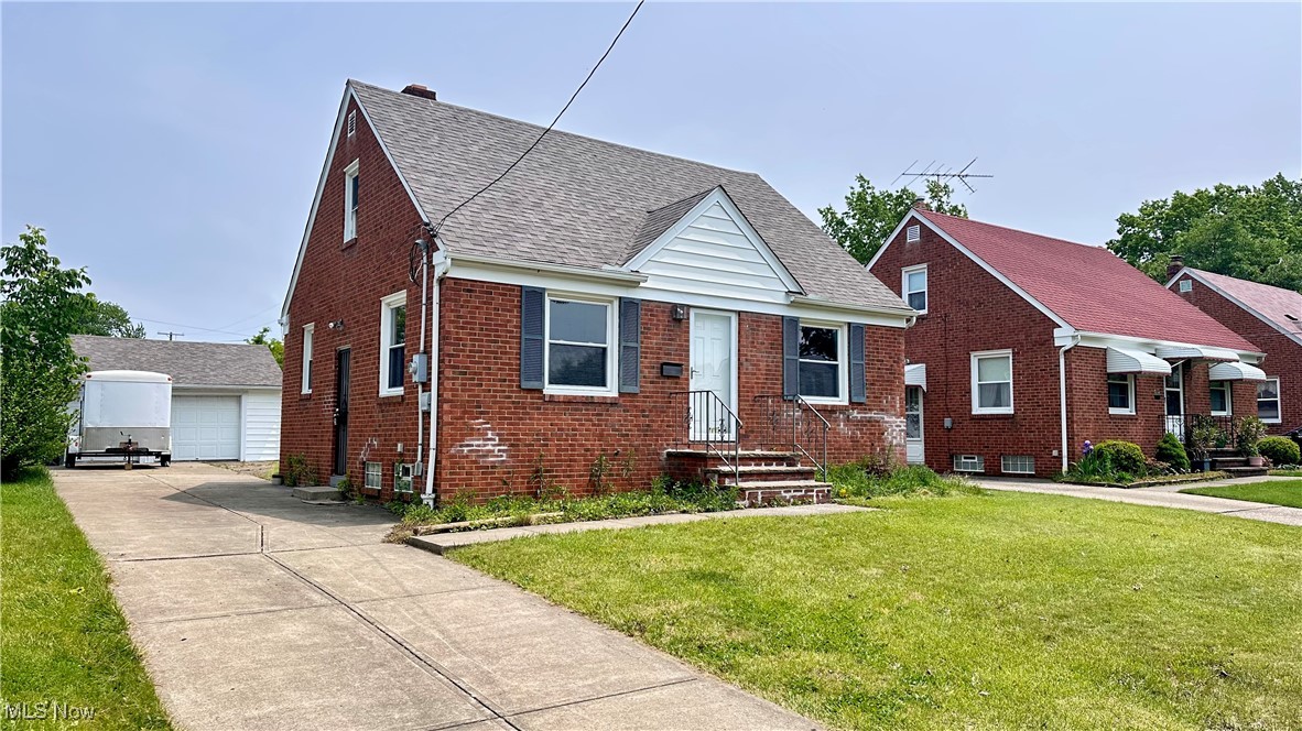 711 E 212th Street, Euclid, Ohio image 2