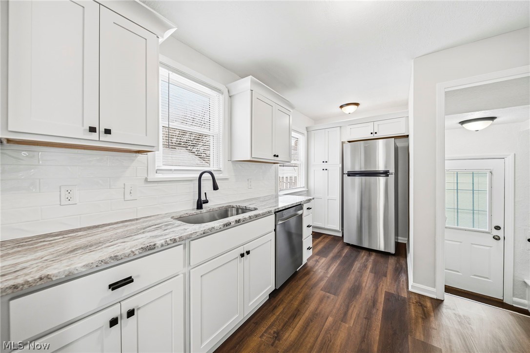 Knickerbocker Land Cos Bungal - Residential