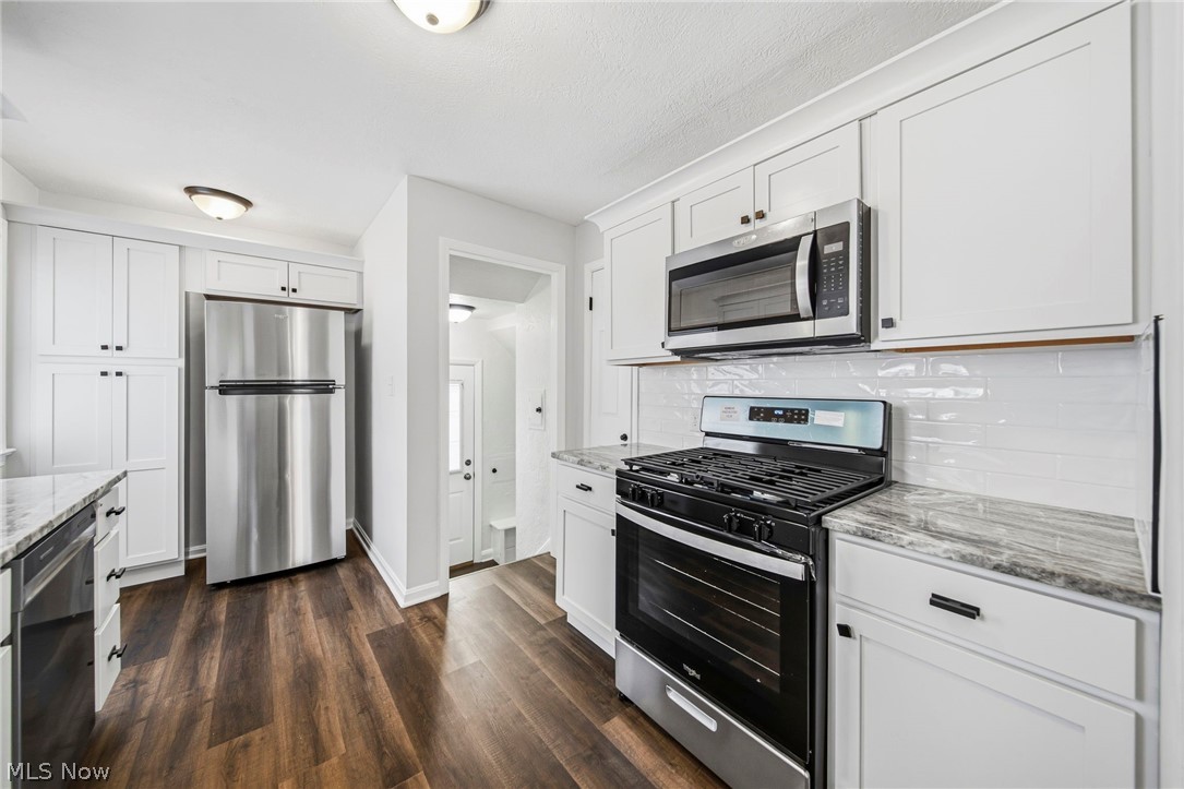 Knickerbocker Land Cos Bungal - Residential