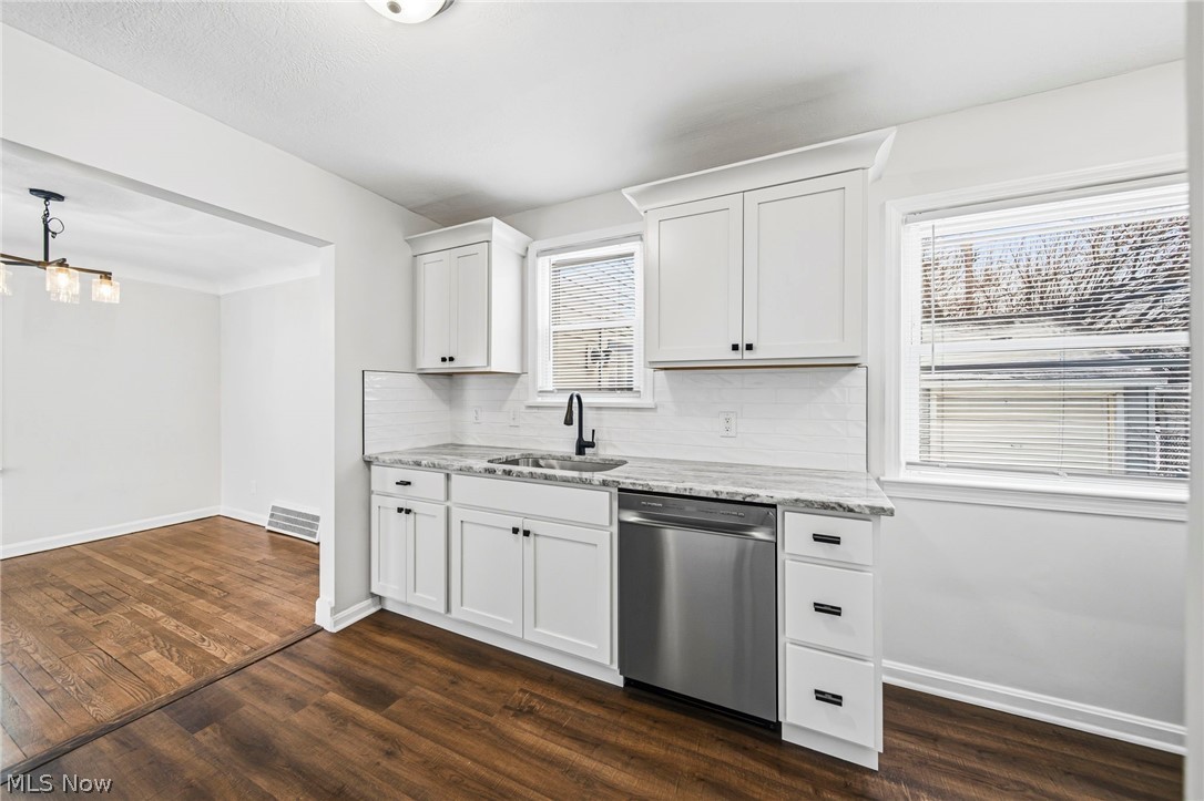 Knickerbocker Land Cos Bungal - Residential