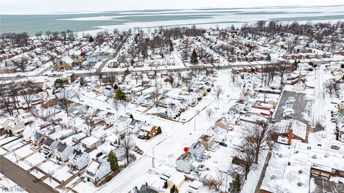 Knickerbocker Land Cos Bungal - Residential