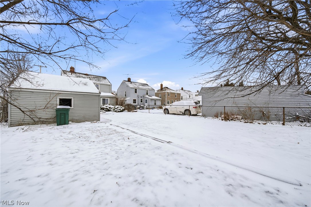 Knickerbocker Land Cos Bungal - Residential