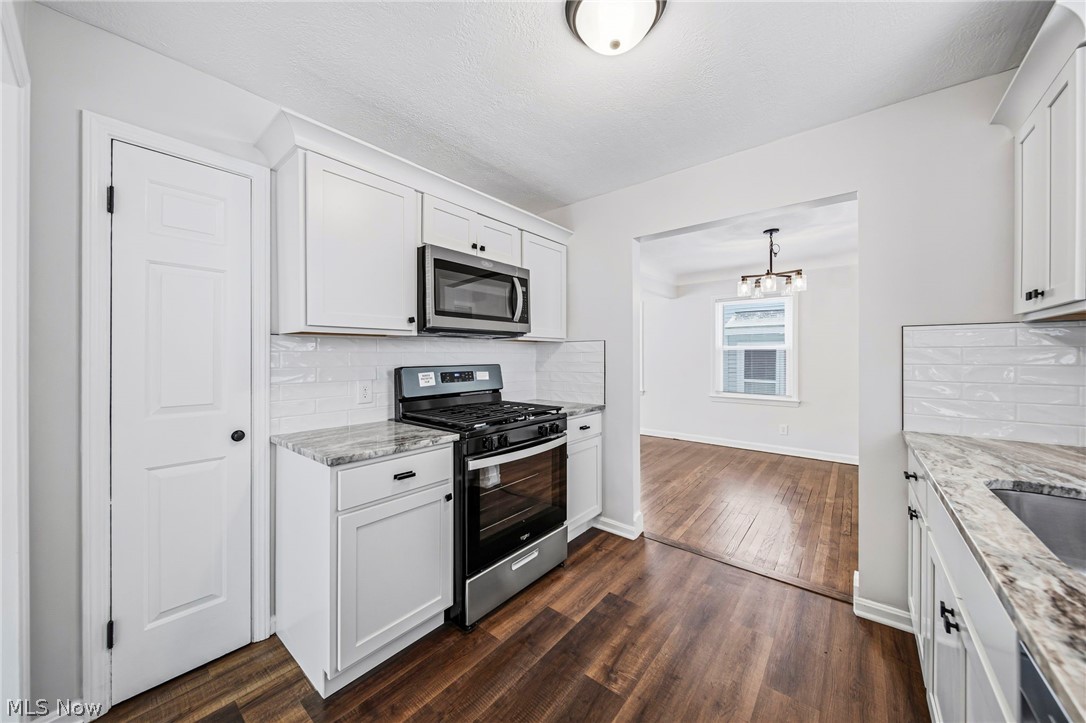 Knickerbocker Land Cos Bungal - Residential