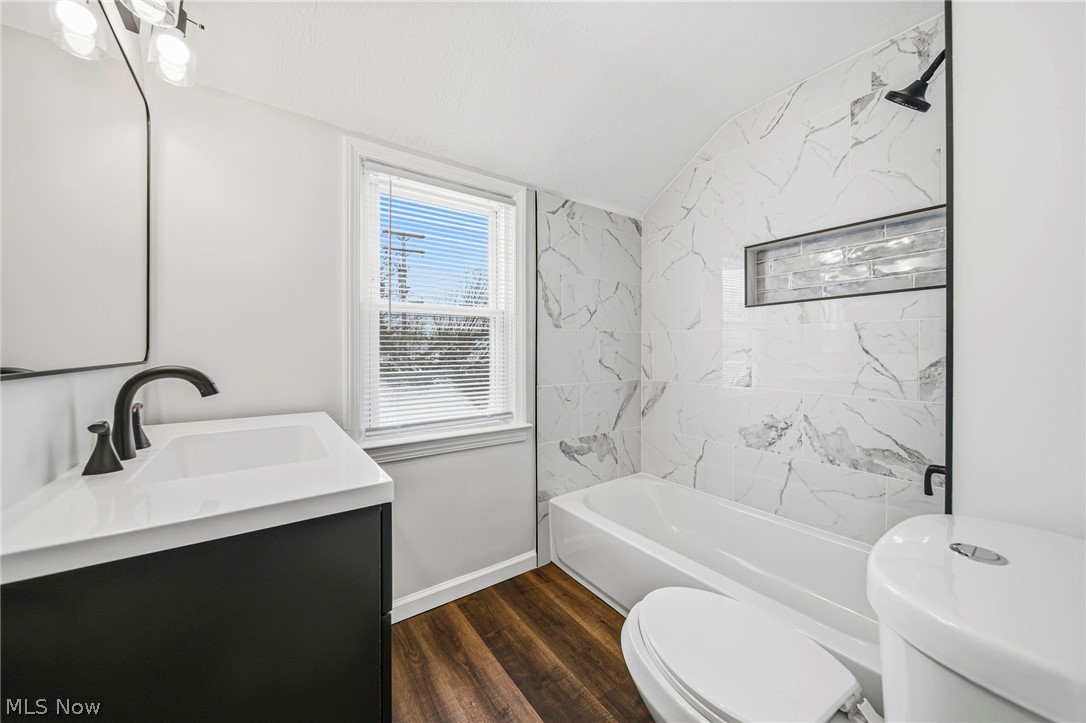 Knickerbocker Land Cos Bungal - Residential