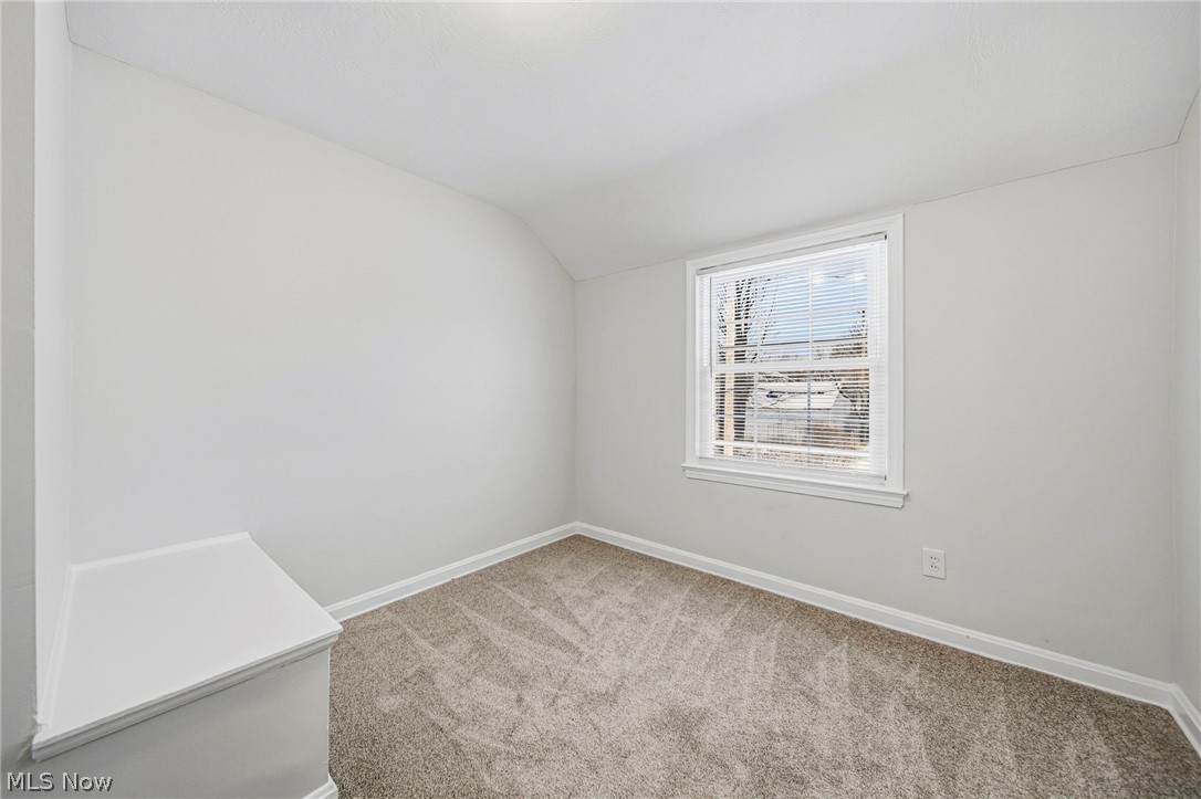 Knickerbocker Land Cos Bungal - Residential