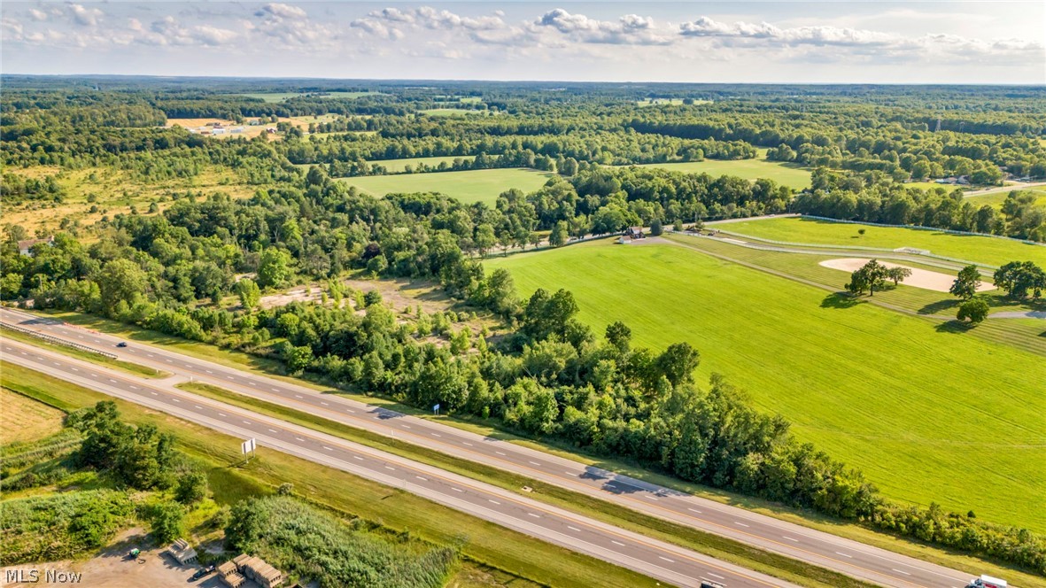 9600 Mahoning Avenue