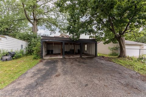 Tiny photo for 3638 Lynnfield Road, Shaker Heights, OH 44122 (MLS # 5219478)