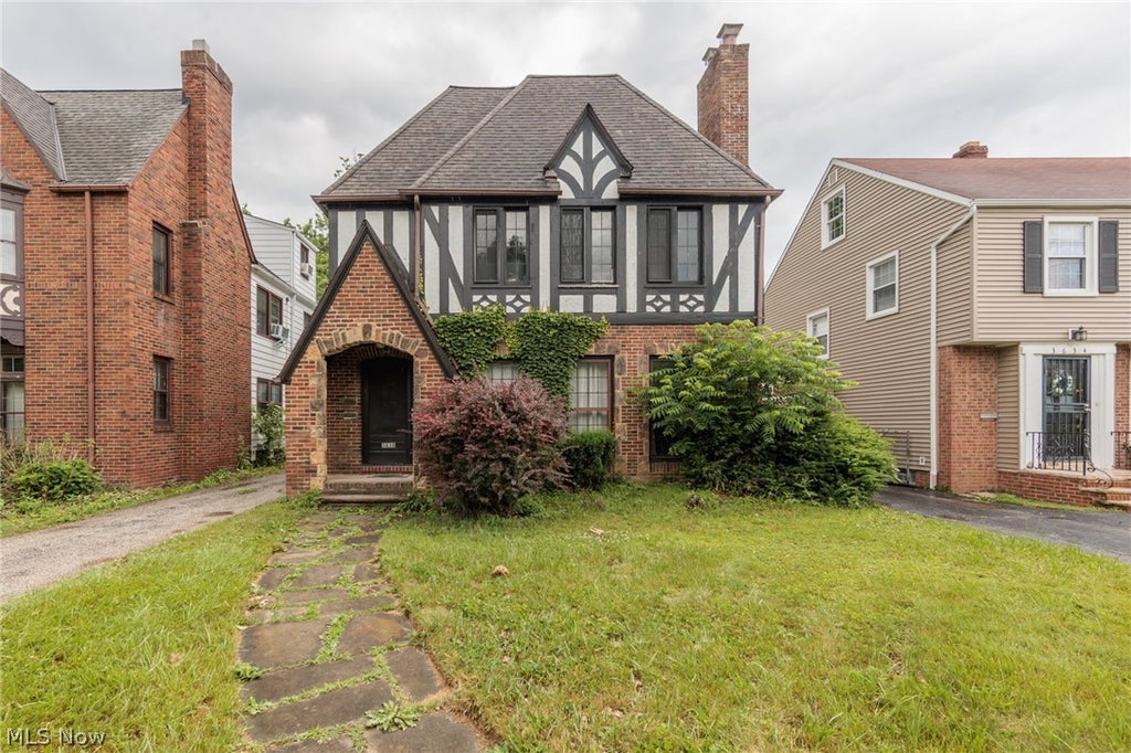 Photo of 3638 Lynnfield Road, Shaker Heights, OH 44122 (MLS # 5219478)