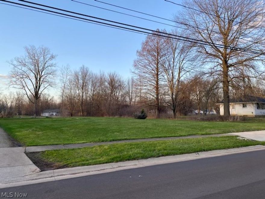 Close to bikepath and a short biking distance to downtown and campus! Two buildable lots adjacent to each other - build one home or two. Access to all City utilities - electric, gas, public sewer and water! A unique configuration has frontage for both on Grafton Street and for one Sumner Street!