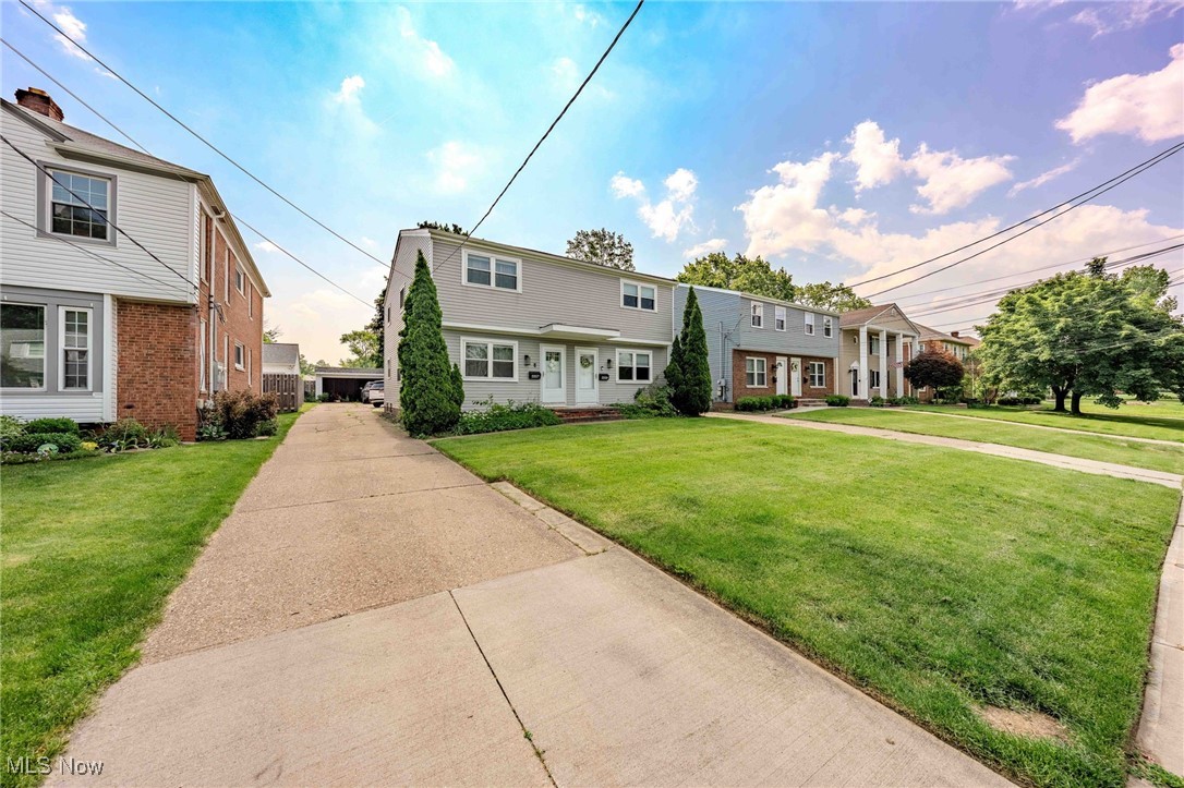 3357 - 3359 Rocky River Drive