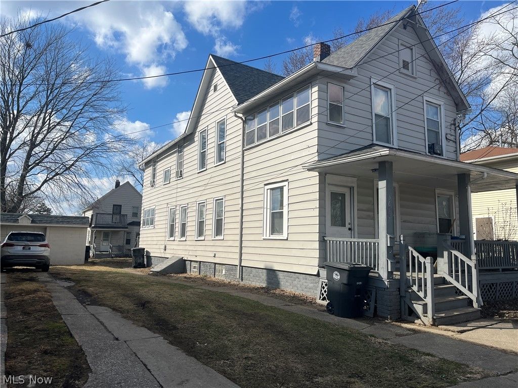 Photo of 3688 W 15th Street, Cleveland, OH 44109 (MLS # 5191114)