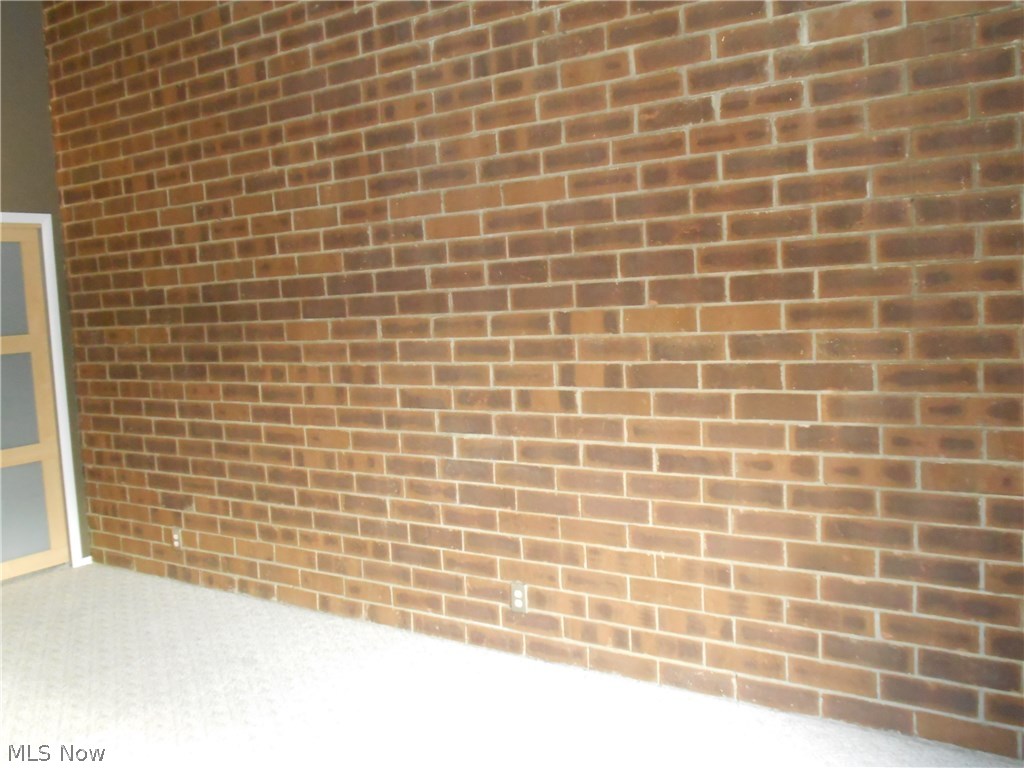 Penguin Condo - Residential