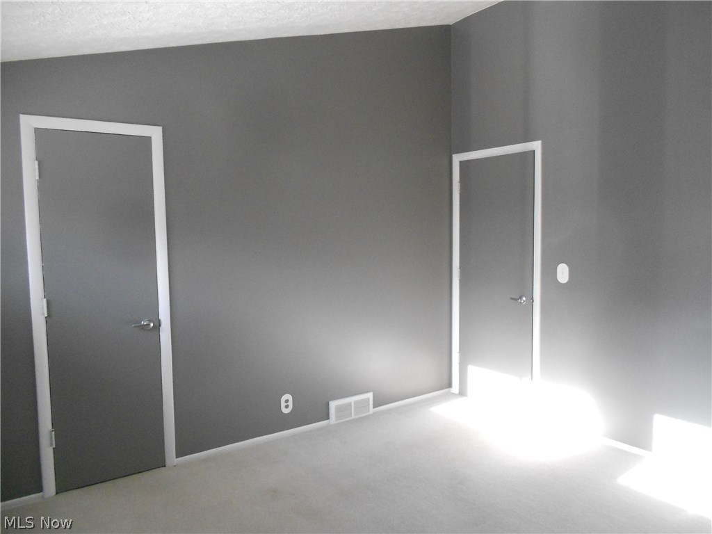 Penguin Condo - Residential