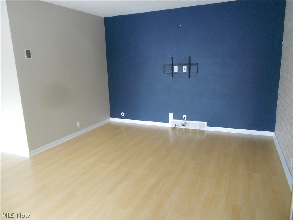 Penguin Condo - Residential