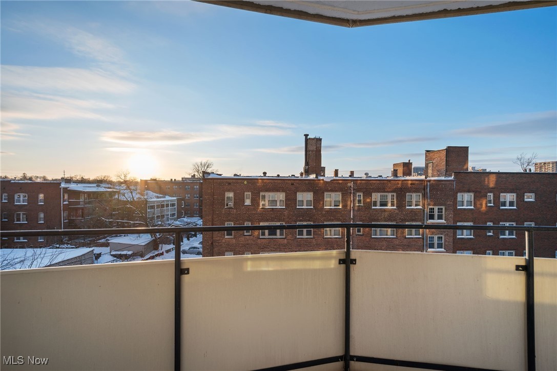 Envoy Condo - Residential