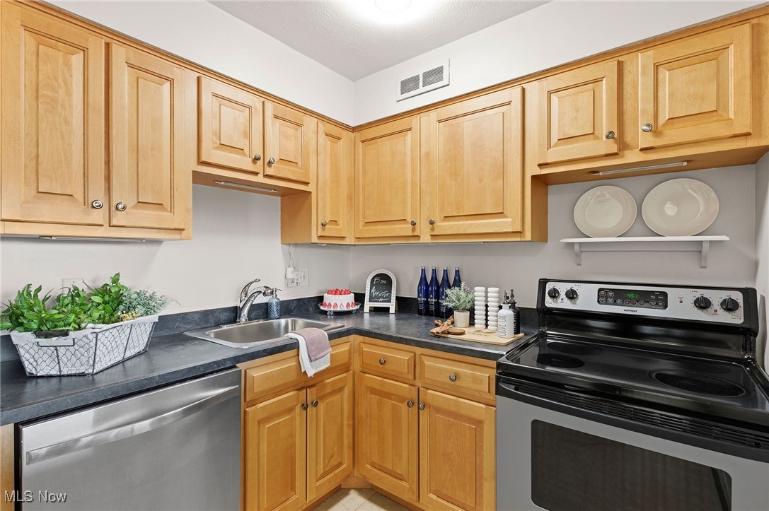 Envoy Condo - Residential