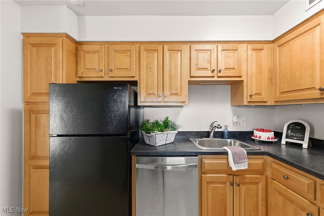 Envoy Condo - Residential