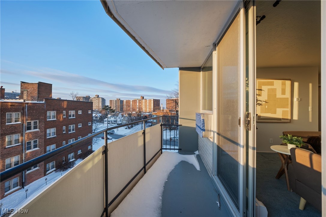 Envoy Condo - Residential