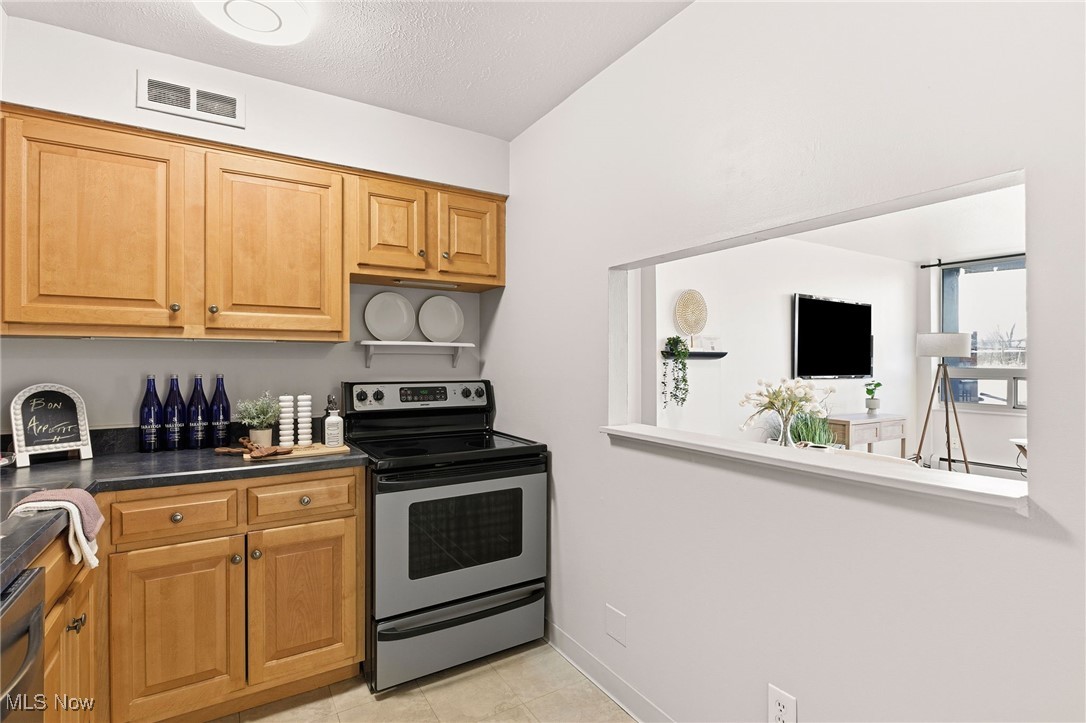 Envoy Condo - Residential