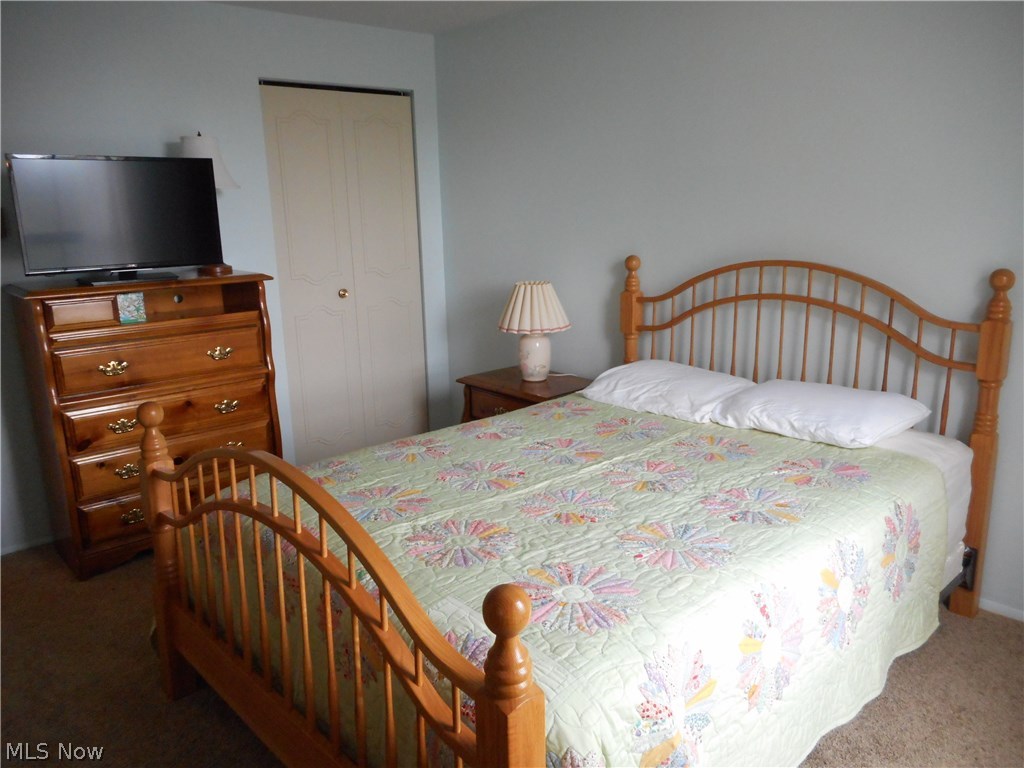 Silver Lake Towers Condo - Residential