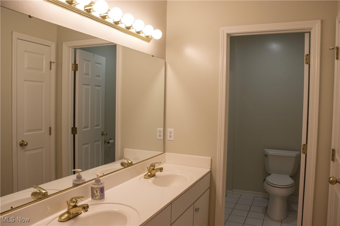 1533 Eaglebrook Road, Toledo, Ohio image 16
