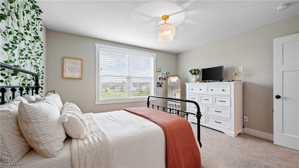 351 Heatherby Lane, Hartville, Ohio image 38