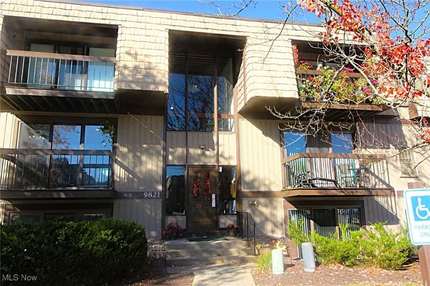 Beautiful 2 Bedroom 2 Full Bath Modern Condo Completely Updated! This Spacious
Beauty Could be Yours for the Holidays!  You’ll Love the New Floors, Recessed Lighting and
Light Fixtures Throughout!  A Modern Accent Wall with Electric Fireplace is the Focal Point of
The Large Bright Airy Great Room with Triple Sliding Glass Doors Leading to Outdoor Balcony for
Enjoying Morning Coffee and Evening Drinks!  White Woodwork and Neutral New Paint Throughout!
You’ll find Plenty of Closet Space in the Large Primary Bedroom and Updated Bath as Well.  Another Nice Sized Bedroom with Remodeled Bath Await You!  The Floor Plan is Open and Off the Great Room is the 
Bright Kitchen with White Cabinetry, New Backsplash, Newer Appliances, Brand New Large Deep/Large
Stainless Steel Sink, Under Cabinet Lighting and Just Finished Modern Grey and White Epoxy Countertops.  Convenient Laundry Room with Washer and Dryer Just Off the Kitchen.  This Wonderful
Condo is Perfect for Carefree Living all on One Floor!  So Nice to Move in this Gorgeous Updated Condo and Unpack Before the Holidays!