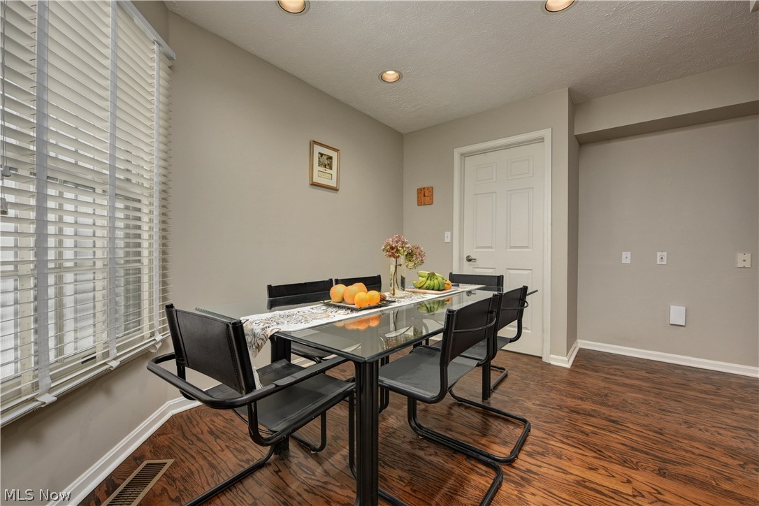 Wyndgate Condo - Residential