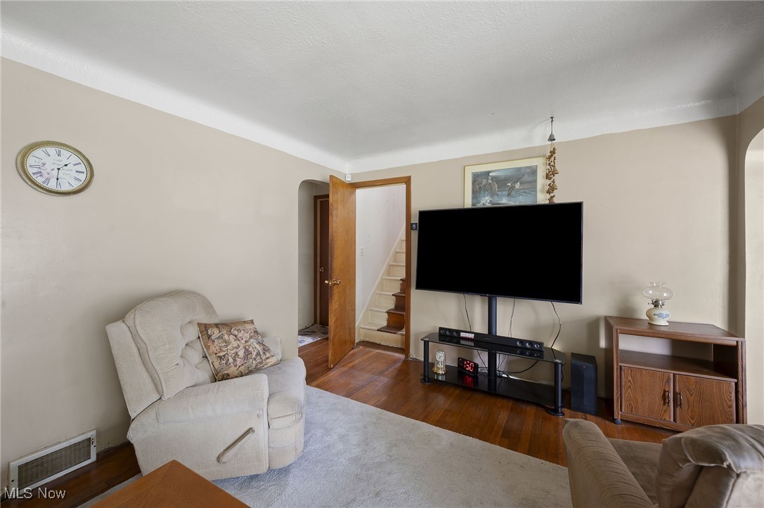 5125 Arch Street, Maple Heights, Ohio image 6