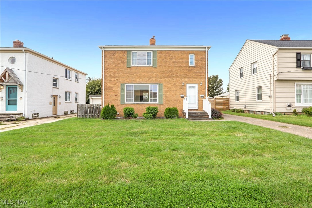 Max M Kelman's - Residential Income