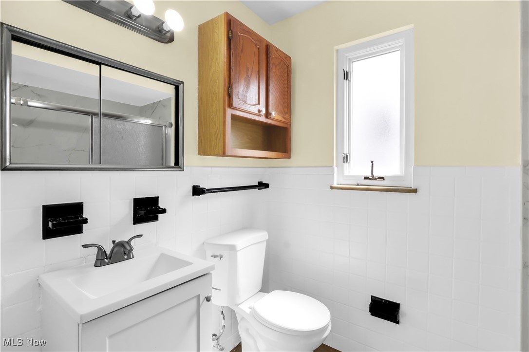 Max M Kelman's - Residential Income