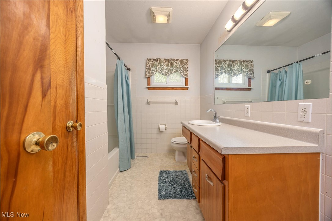 1655 Calder Ridge Road Rd, Belpre, Ohio image 9