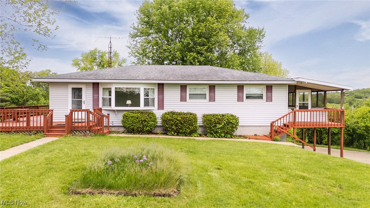 1655 Calder Ridge Road Rd, Belpre, Ohio image 1