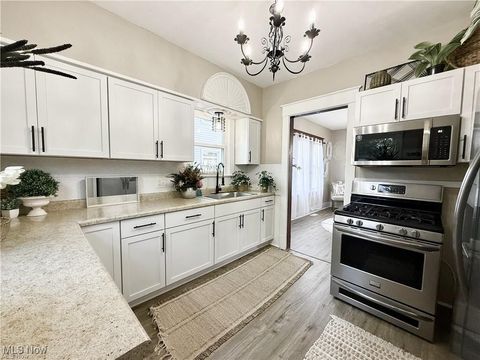 Tiny photo for 281 sexton Street, Struthers, OH 44471 (MLS # 5184526)