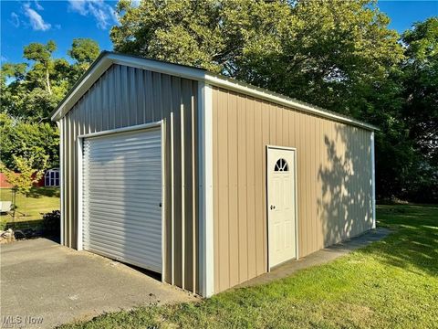 Tiny photo for 281 sexton Street, Struthers, OH 44471 (MLS # 5184526)