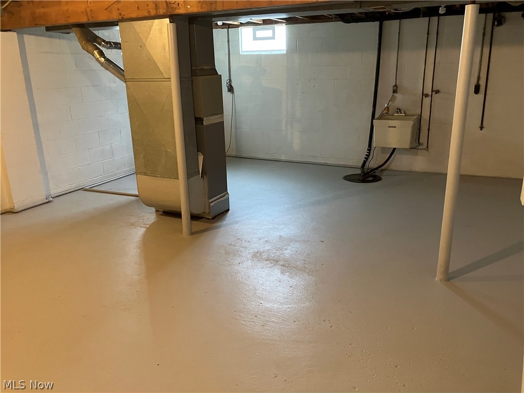 Cross Creek - Residential Income