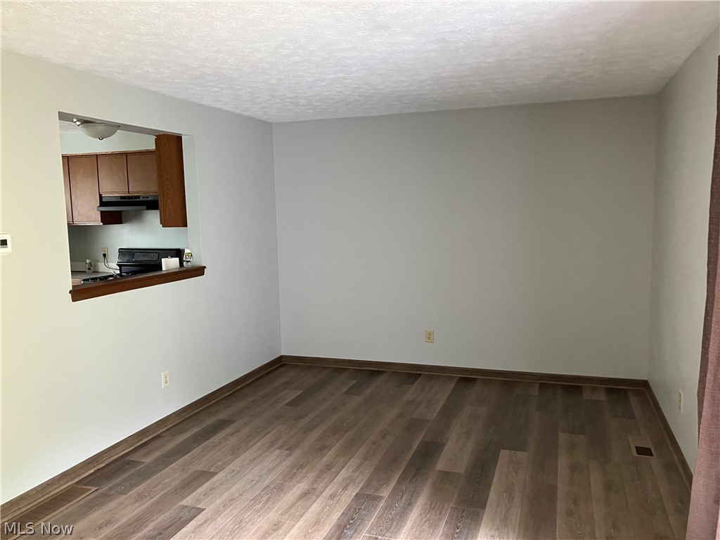 Cross Creek - Residential Income