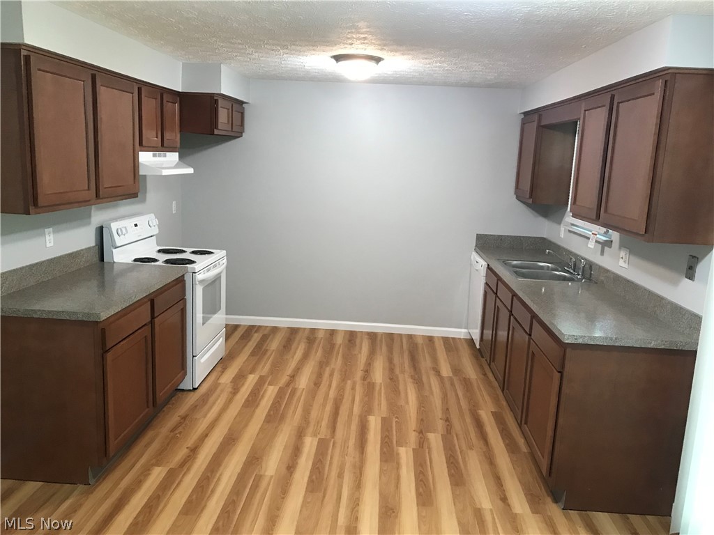 Cross Creek - Residential Income