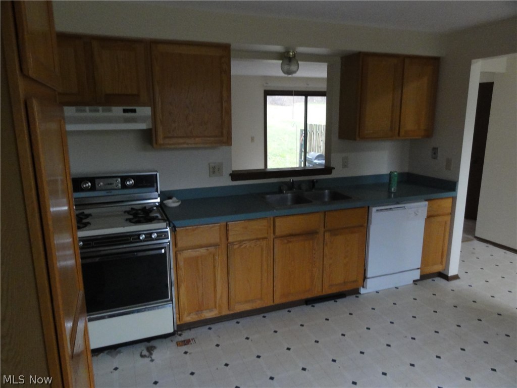 Cross Creek - Residential Income