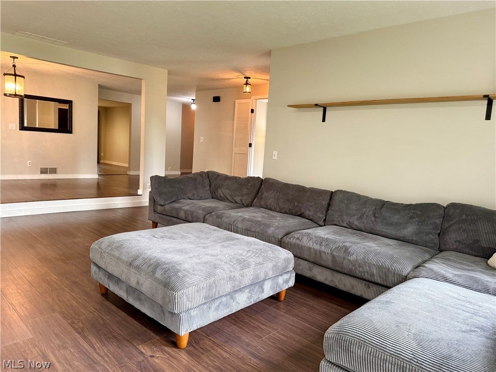 14360 Walking Stick Way
